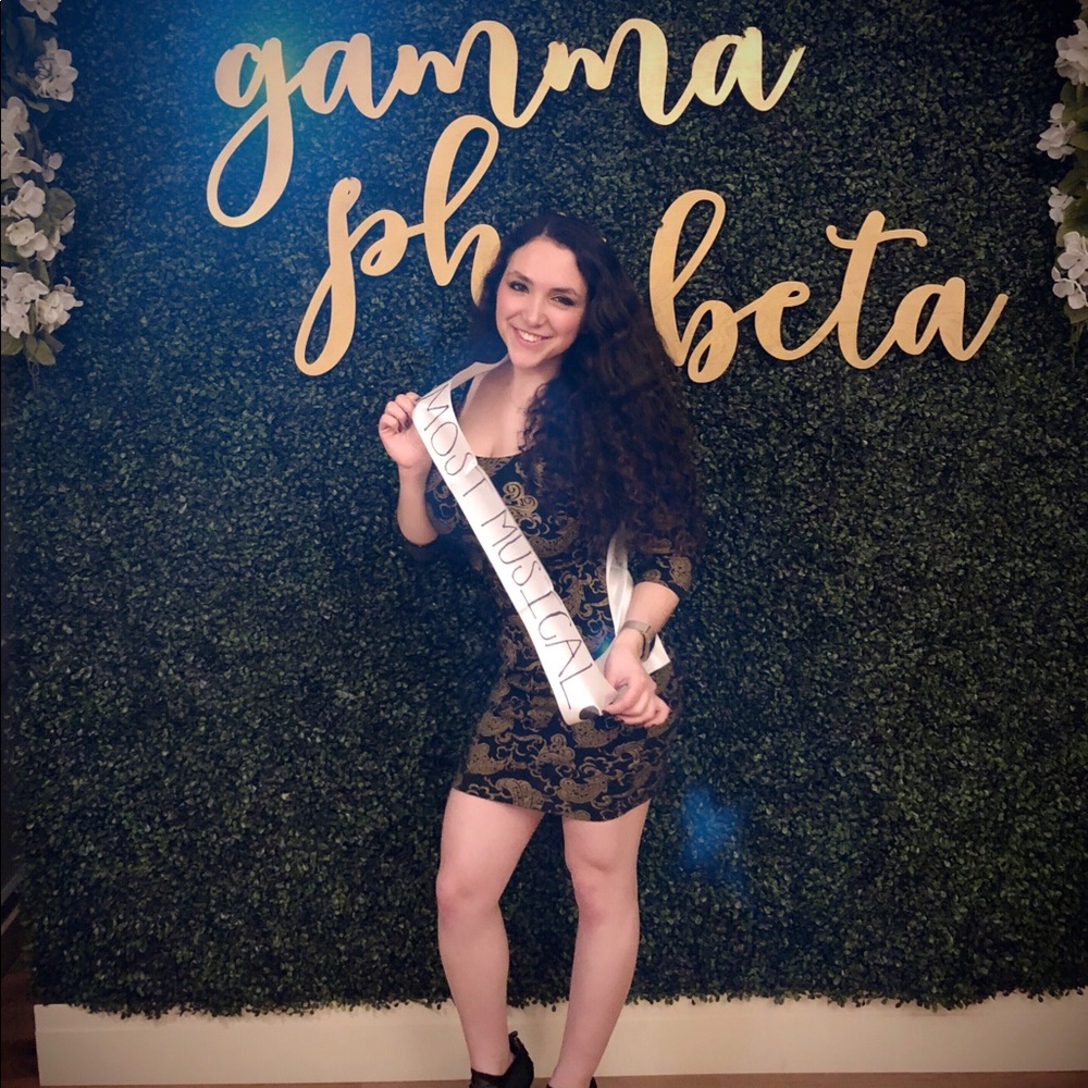 Meet your Posher, Ilyssa